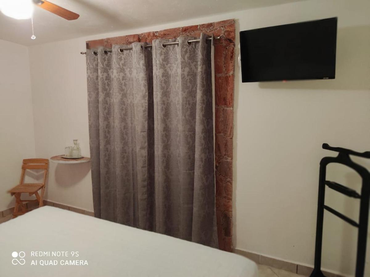 Hotel Beraka ベルナル エクステリア 写真