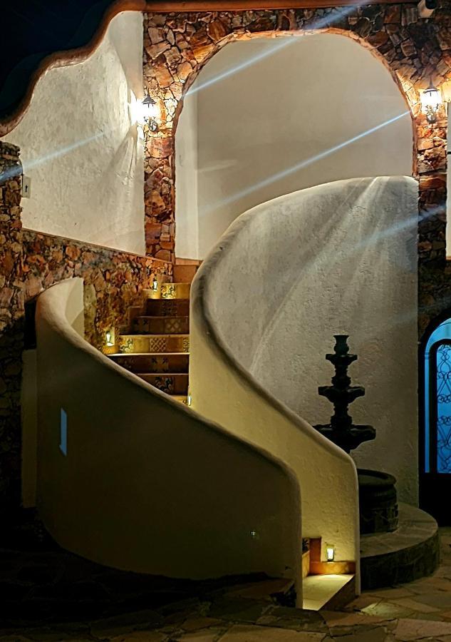 Hotel Beraka ベルナル エクステリア 写真