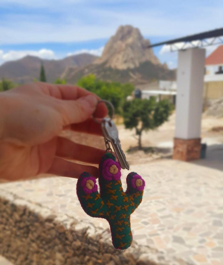 Hotel Beraka ベルナル エクステリア 写真